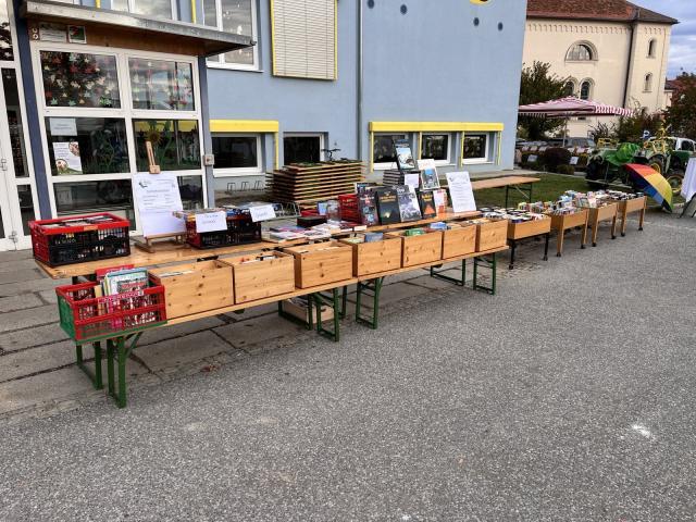 Bücherflohmarkt